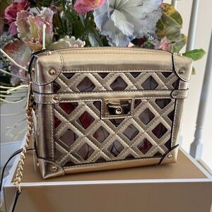 Michael Kors Crossbody Brand New Authentic 8.5x6.5 Inside Has Pouch Comes With